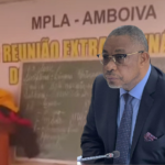 ADMINISTRADOR MUNICIPAL TRANSFORMA ESCOLA PÚBLICA EM PALCO DO MPLA